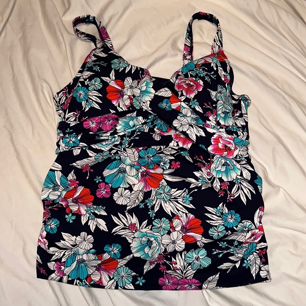 Lands End Floral Tankini Top Gem